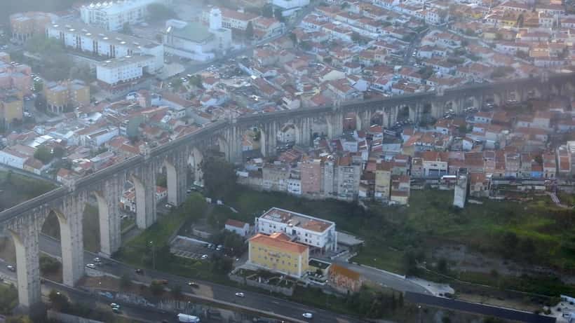 Aqueduto das Águas Livres em Lisboa, cenário da nova série Lisbon Noir na TVI