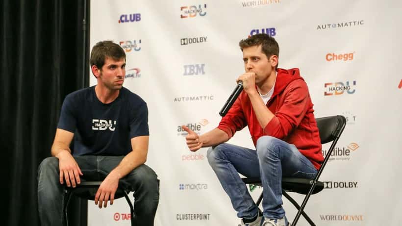 Sam Altman, CEO di OpenAI, in una riunione ufficiale