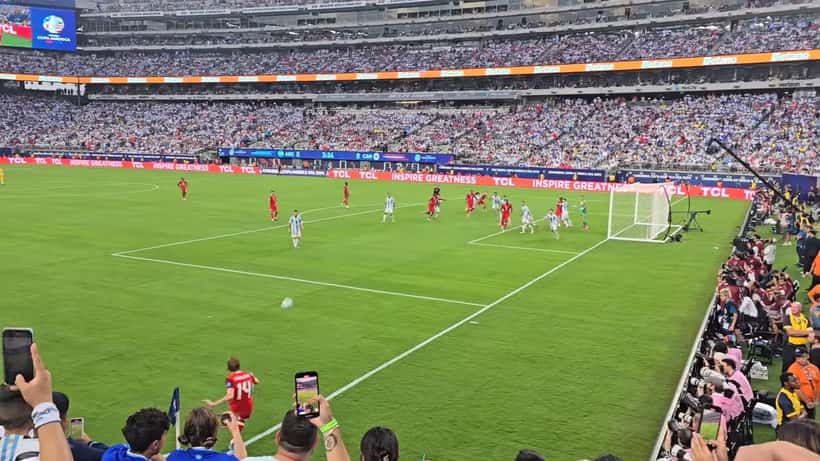 Jacob Shaffelburg taking a corner kick for Canada against Argentina in 2024
