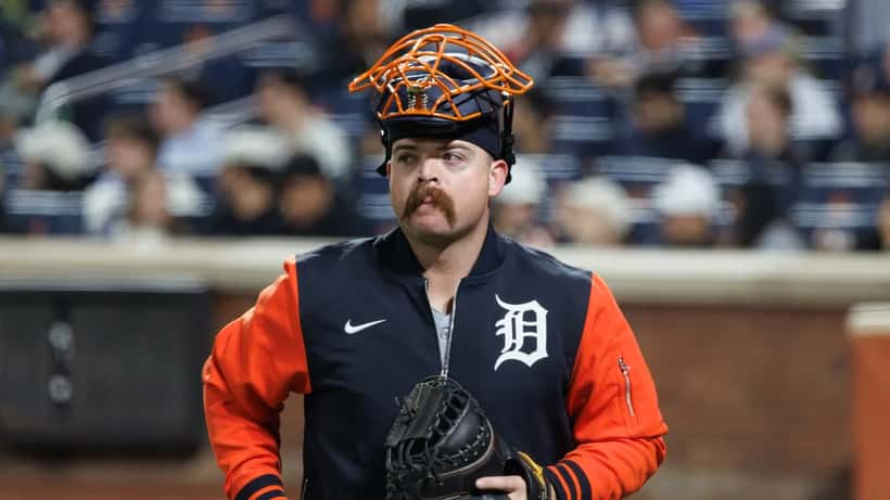 Jake Rogers, receptor de los Detroit Tigers, durante un partido de la MLB en 2026