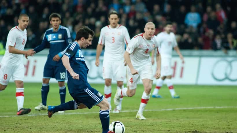 Lionel Messi con la maglia dell'Argentina durante una amichevole internazionale