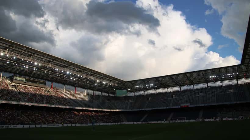 FC Red Bull Salzburg gegen SK Sturm Graz – Österreichischer Fußball im Sportzentrum Salzburg