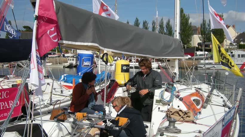 Charlie Dalin navigateur vainqueur du Vendée Globe 2024-2025 en course à la voile