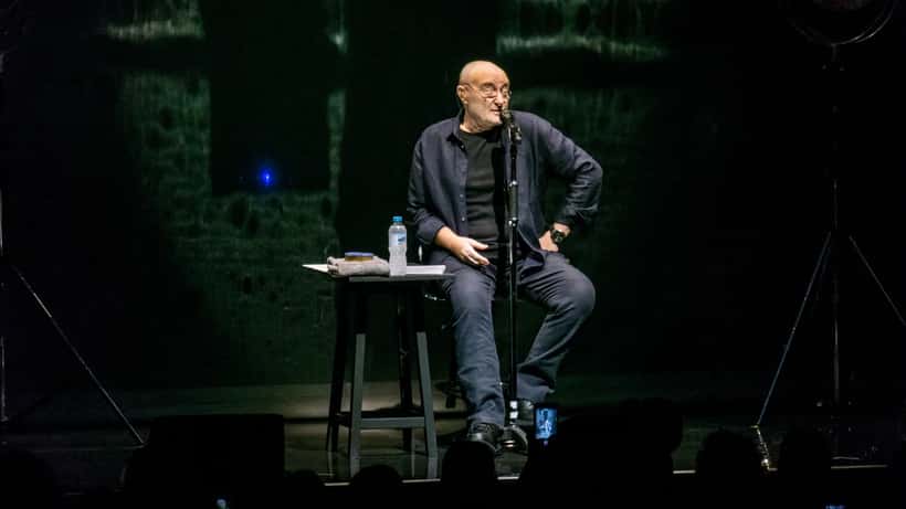 Phil Collins auf der Bühne der Royal Albert Hall, Londoner Konzert 2017