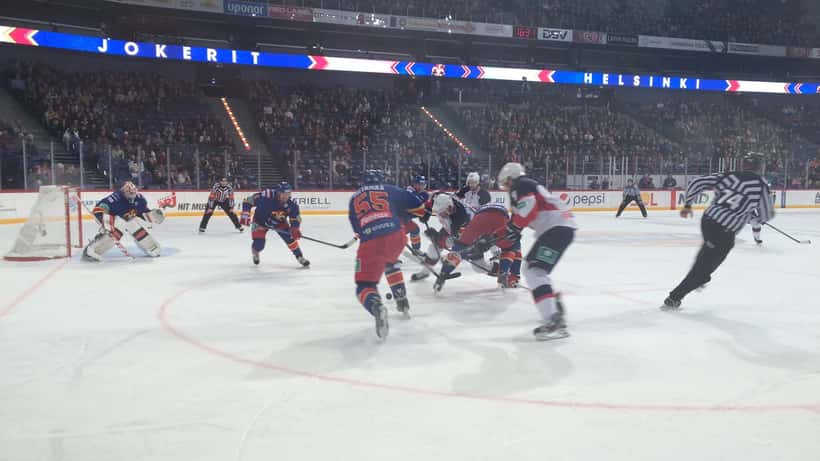 Match de hockey sur glace lors du Championnat du Monde IIHF 2026 en Suisse