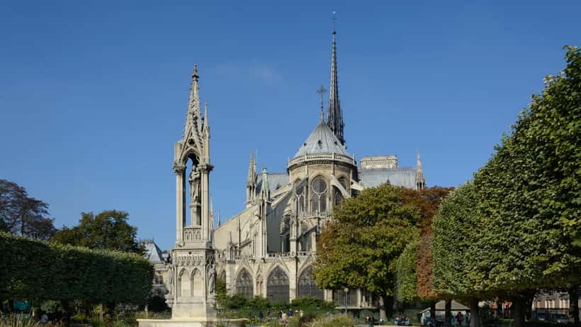 Notre-Dame de Paris set fra øst under restaurering, Paris