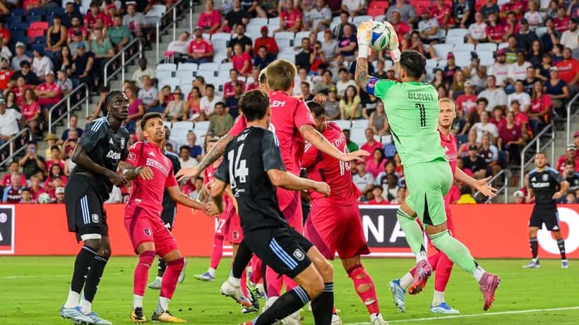 Amadou Onana in Aston Villa kit during match against St. Louis City July 2025