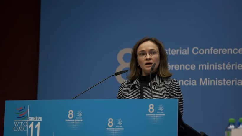 Elvira Nabiullina taler ved Russlands WTO-opptak i Genève