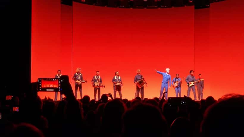 David Byrne performing live on stage during his 2026 world tour, Amsterdam