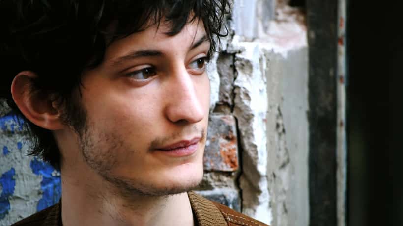 Pierre Niney, acteur et producteur français, lors d'une séance photo officielle