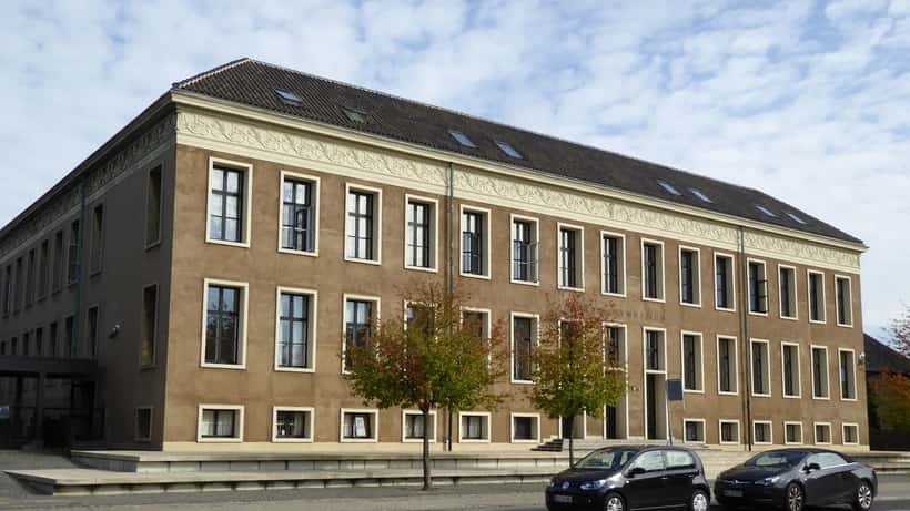 Øregård Gymnasium i Hellerup – skolen hvor Prinsesse Isabella afslutter sin studentereksamen juni 2026