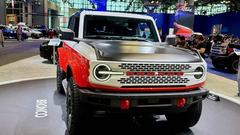 2025 Ford Bronco Stroppe Edition SUV in outdoor setting