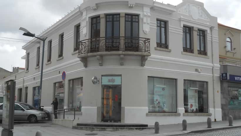 Subestação elétrica da EDP em Sintra, infraestrutura de distribuição de eletricidade em Portugal