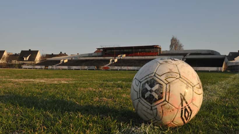 Fredrikstad stadion - fotball og arbeidsrett i Norge