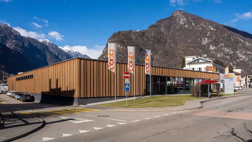 Supermarché Coop en Suisse à Biasca Tessin