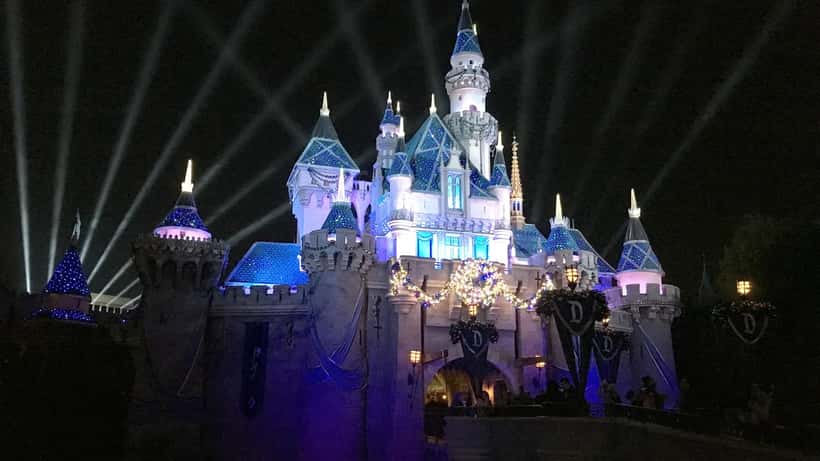 Het Sleeping Beauty Castle in Disneyland Paris bij daglicht
