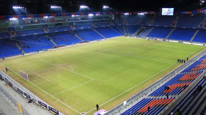Stade Saint-Jakob Park de Basel, enceinte du FC Bâle, sous la lumière du jour