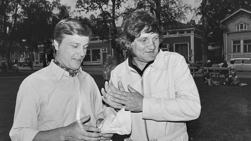 Arvi Lind Ylen uutisstudiossa 1971