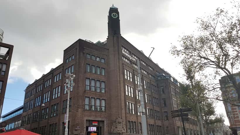 Booking.com kantoor aan het Rembrandtplein in Amsterdam