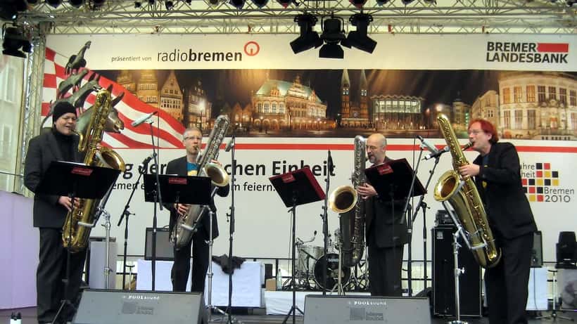 Festmeile auf dem Bremer Marktplatz beim Tag der Deutschen Einheit 2010