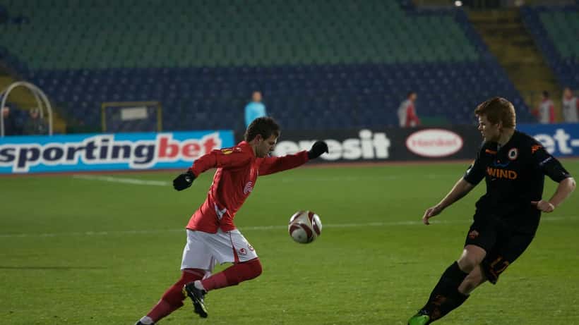 John Arne Riise i aksjon for AS Roma i europeisk fotball