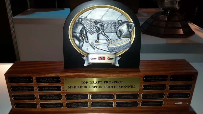 Joueur de hockey junior WHL lors du repêchage NHL - Coupe Memorial 2026 Kelowna