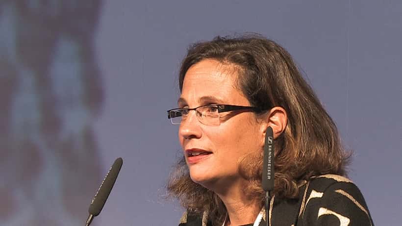 Ritratto della virologa Ilaria Capua