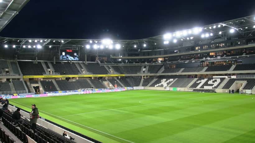 Raiffeisen Arena in Linz, Stadion des LASK
