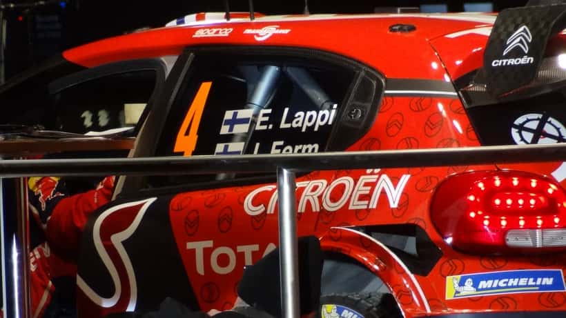 Esapekka Lappi starttaamassa Rallye Monte-Carlo 2019, WRC kilpailuauto