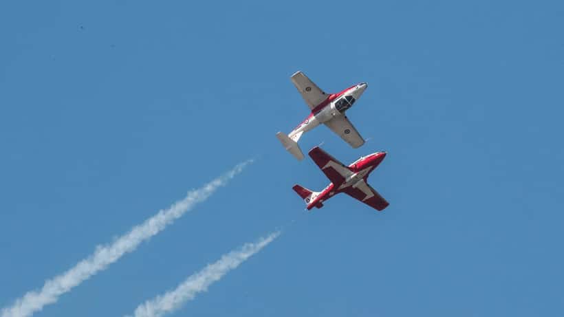 Canadian Forces Snowbirds CT-114 Tutor jets in aerial formation, 431 Air Demonstration Squadron