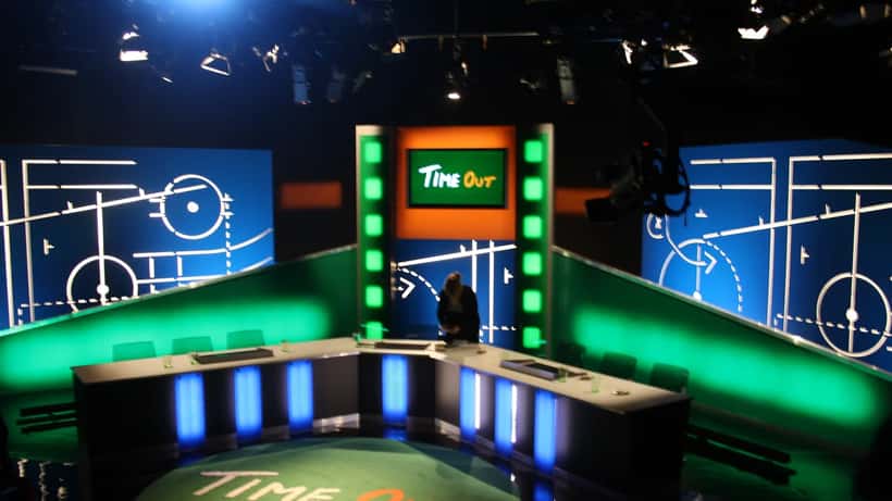 TV-studio med kameror för svensk television