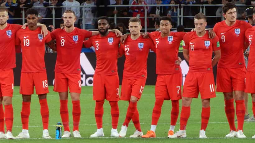 L'équipe d'Angleterre lors de la séance de tirs au but à la Coupe du Monde 2018, ambiance de stade