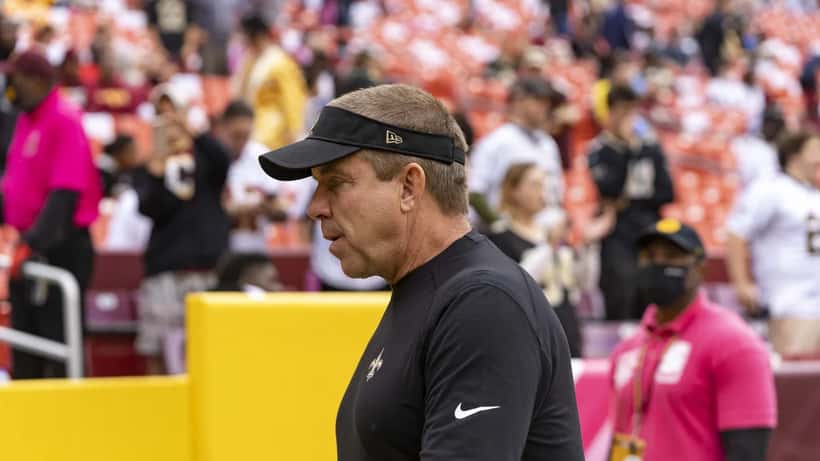 Sean Payton coaching the New Orleans Saints on the NFL sideline during a 2021 game