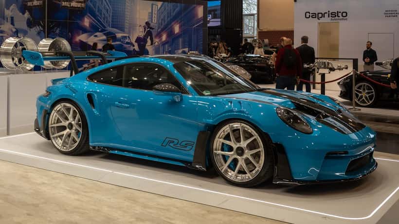 Porsche 911 GT3 sportbil på bilmässa 2024