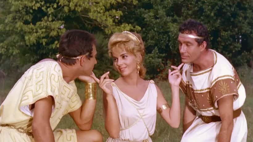 Walter Chiari con Abbe Lane e Ugo Tognazzi nel film I baccanali di Tiberio, archivio storico