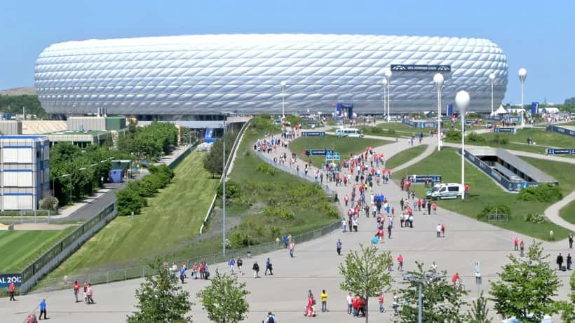 Allianz Arena München illuminated for a Champions League semi-final night