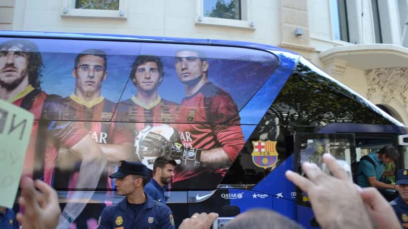 Gerard Piqué en action lors d'un match officiel avec le FC Barcelone en 2013