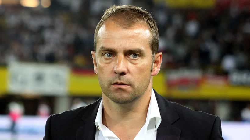 Hansi Flick, træner for FC Barcelona, under en fodboldkamp i 2025