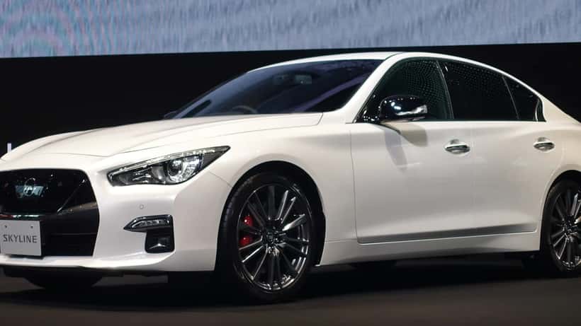 Nissan Skyline 400R em exposição — carro desportivo japonês de alto desempenho