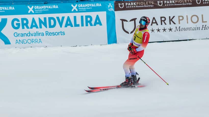 Loïc Meillard beim Riesenslalom-Weltcup in Grandvalira 2023