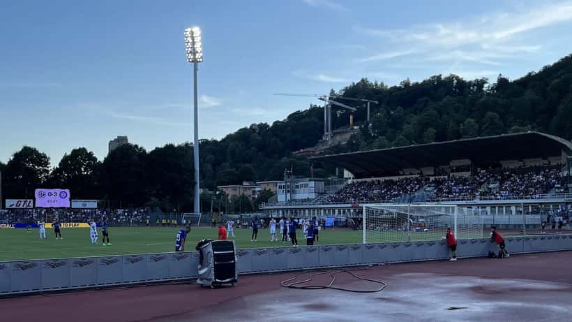 Supporters au Stadio Cornaredo lors d'un match du FC Lugano en Suisse