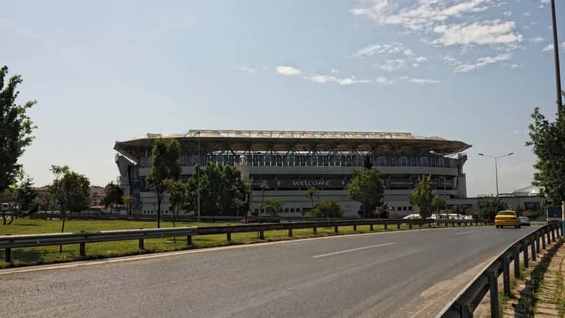 Fenerbahçe Şükrü Saracoğlu Stadion in Istanbul, Schauplatz des CL-Playoffs 2026