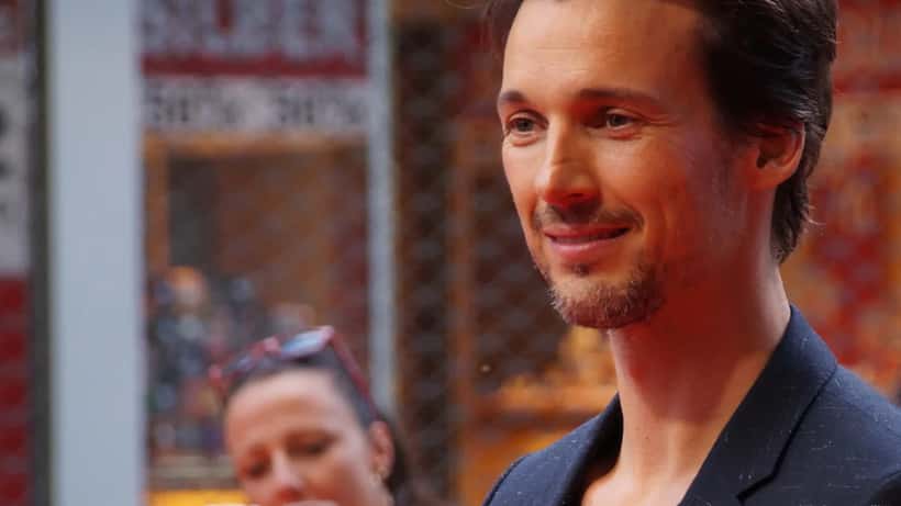 Florian David Fitz bei einer Pressekonferenz, Schauspieler und Regisseur