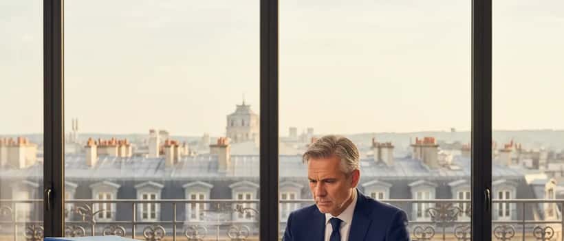 Avocat français en droit commercial analysant les sanctions européennes liées au conflit en Iran en 2026