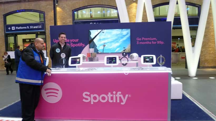 Spotify King's Cross Lontoossa: uusi tietojenkalastelukampanja kohdistuu suomalaisiin käyttäjiin