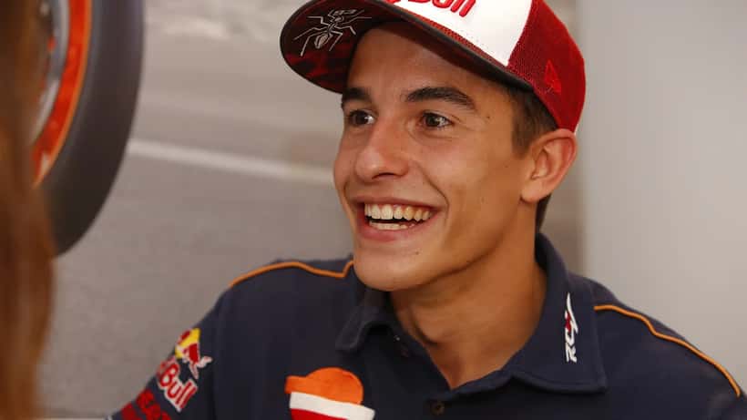 Marc Márquez en combinaison de course sur son MotoGP au Grand Prix d'Aragon 2016