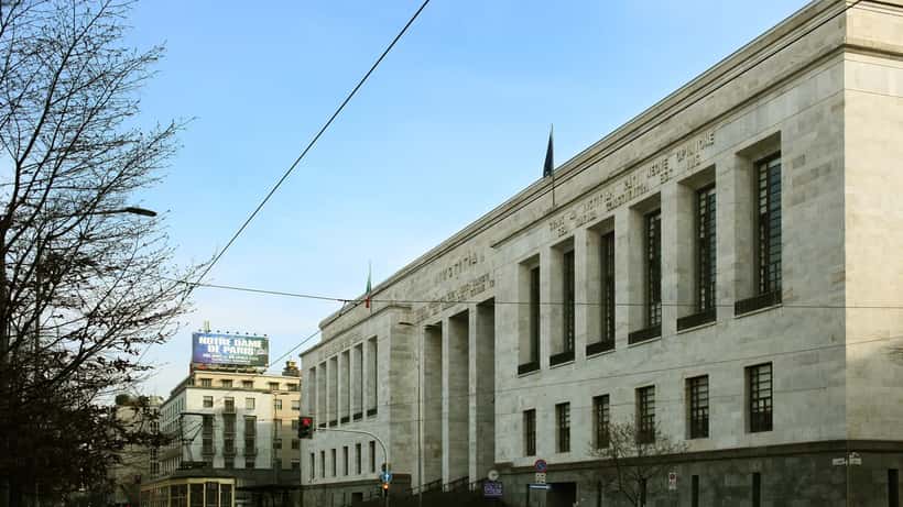Il Palazzo di Giustizia di Milano, sede del Tribunale penale, opera di Marcello Piacentini