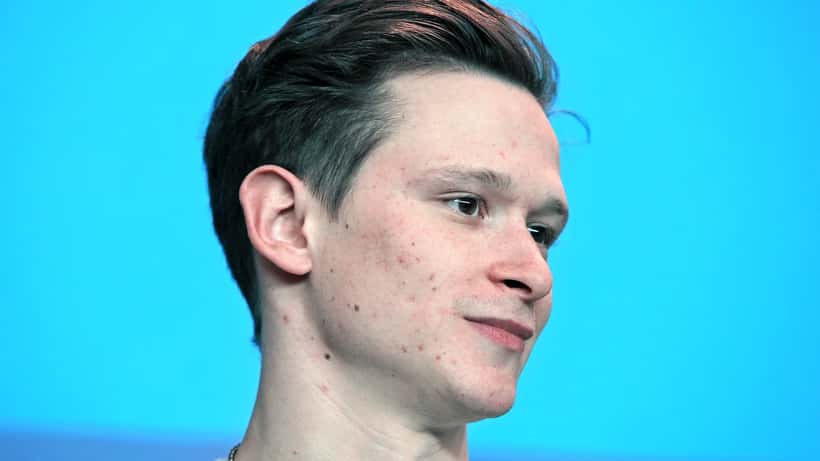 Joel Basman, acteur suisse, invité de Gredig direkt sur SRF le 11 juin 2026