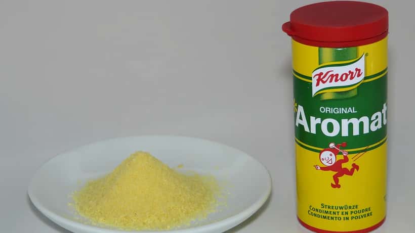 Flacon d'Aromat, assaisonnement suisse produit par Unilever à Thayngen