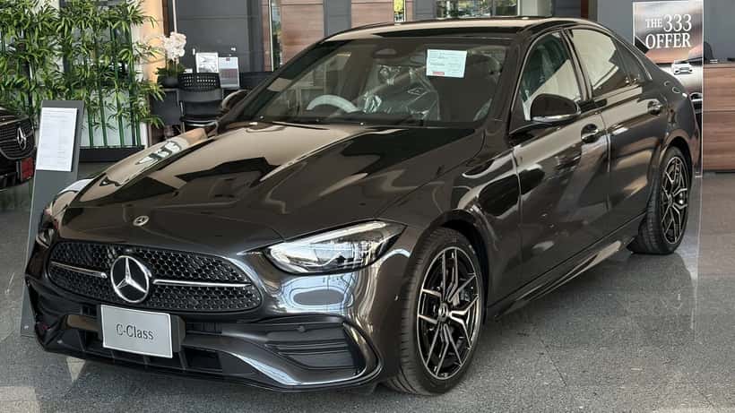 2026 Mercedes-Benz C-Class C220d AMG Line Night Edition i hvit farge